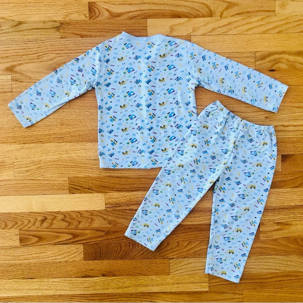 A set of 5 pairs kids pajamas - animal, vehicle & sport prints size 4